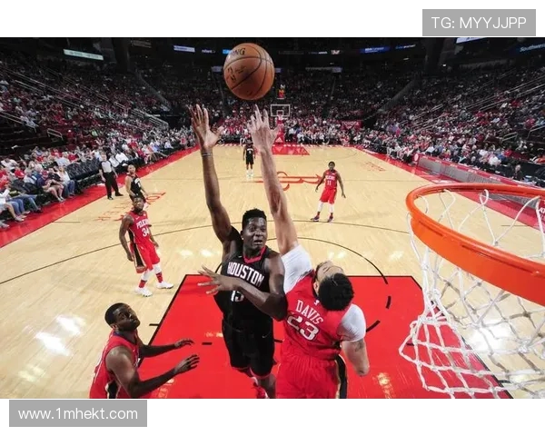 克林根高效统治内线全场8中6三分全中砍17分10板3帽领衔胜利