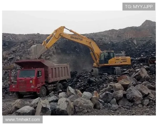 挖掘机启动机换向器火花检查 挖掘机启动机换向器火花检查