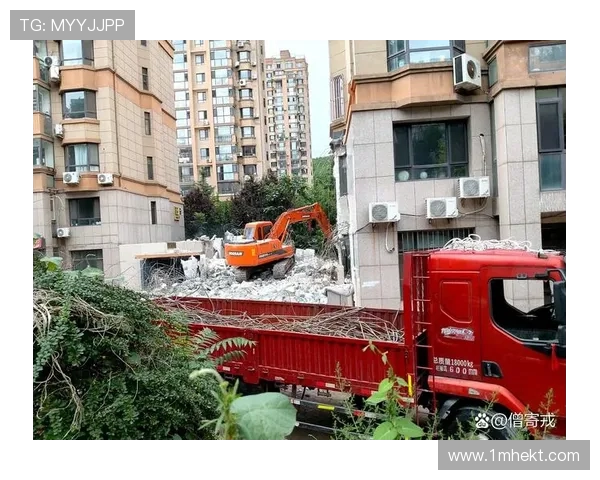 挖掘机拆除作业安全常识